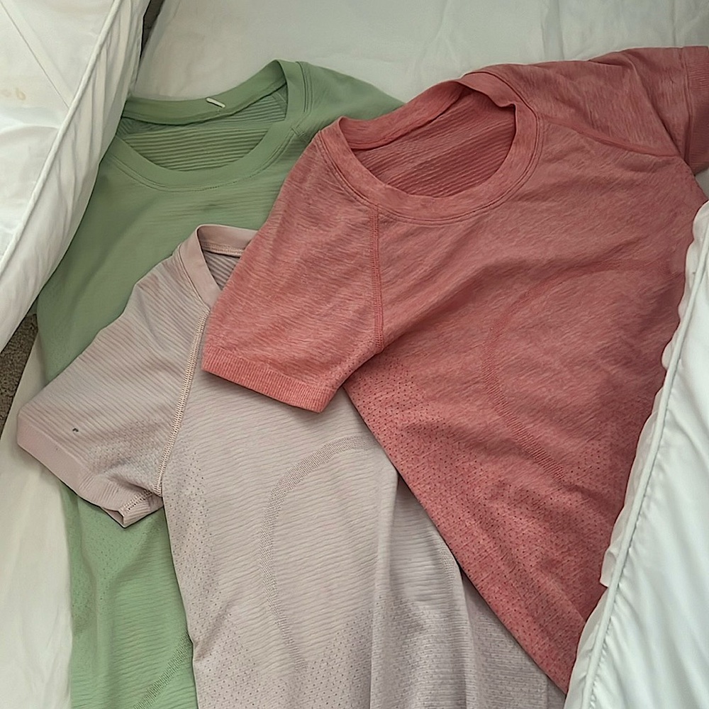 Lululemon Swiftly Tech short sleeve